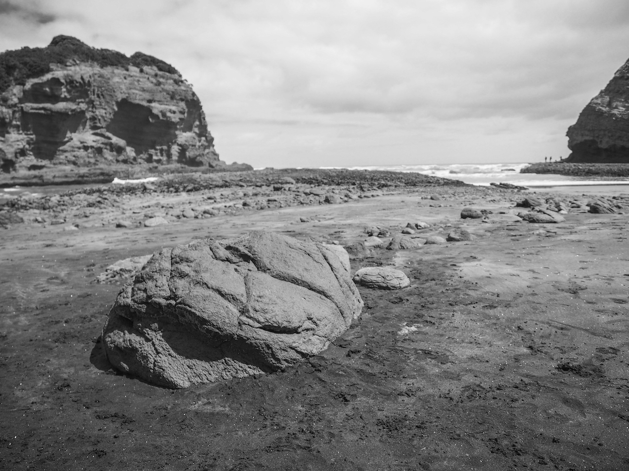 Bethells Beach Low Tide - Landscape Photography Auckland