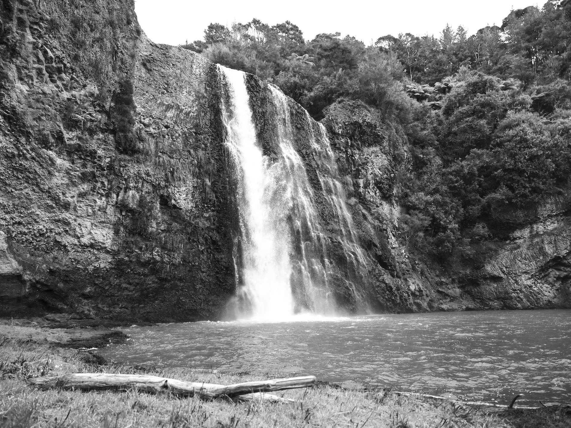 Hanua Falls Waterfalls