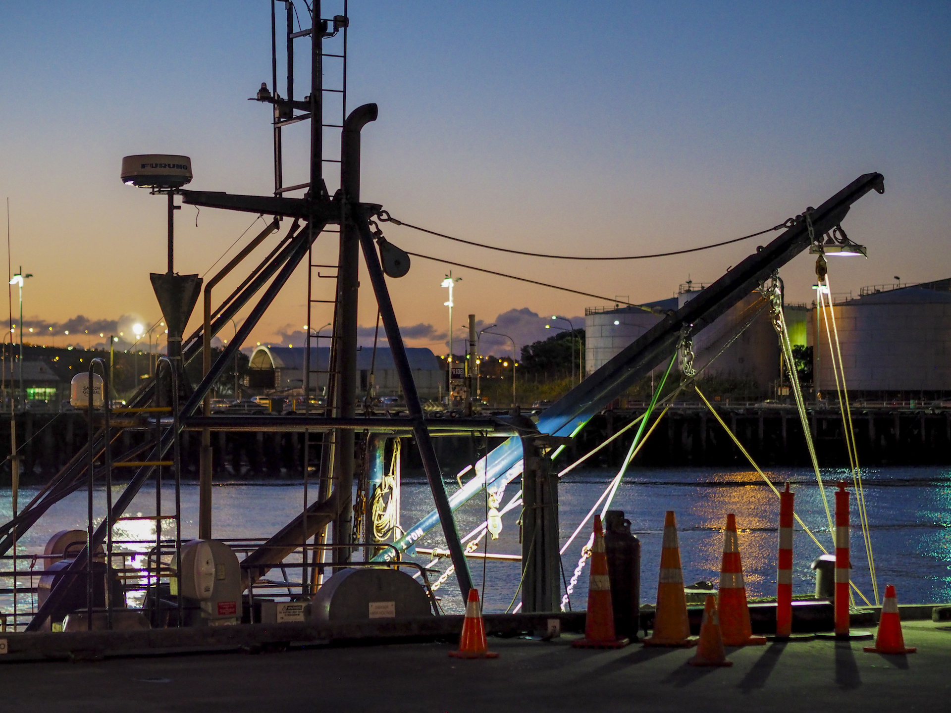Nightfishing - Wynyard Quarter - Street Photography Auckland