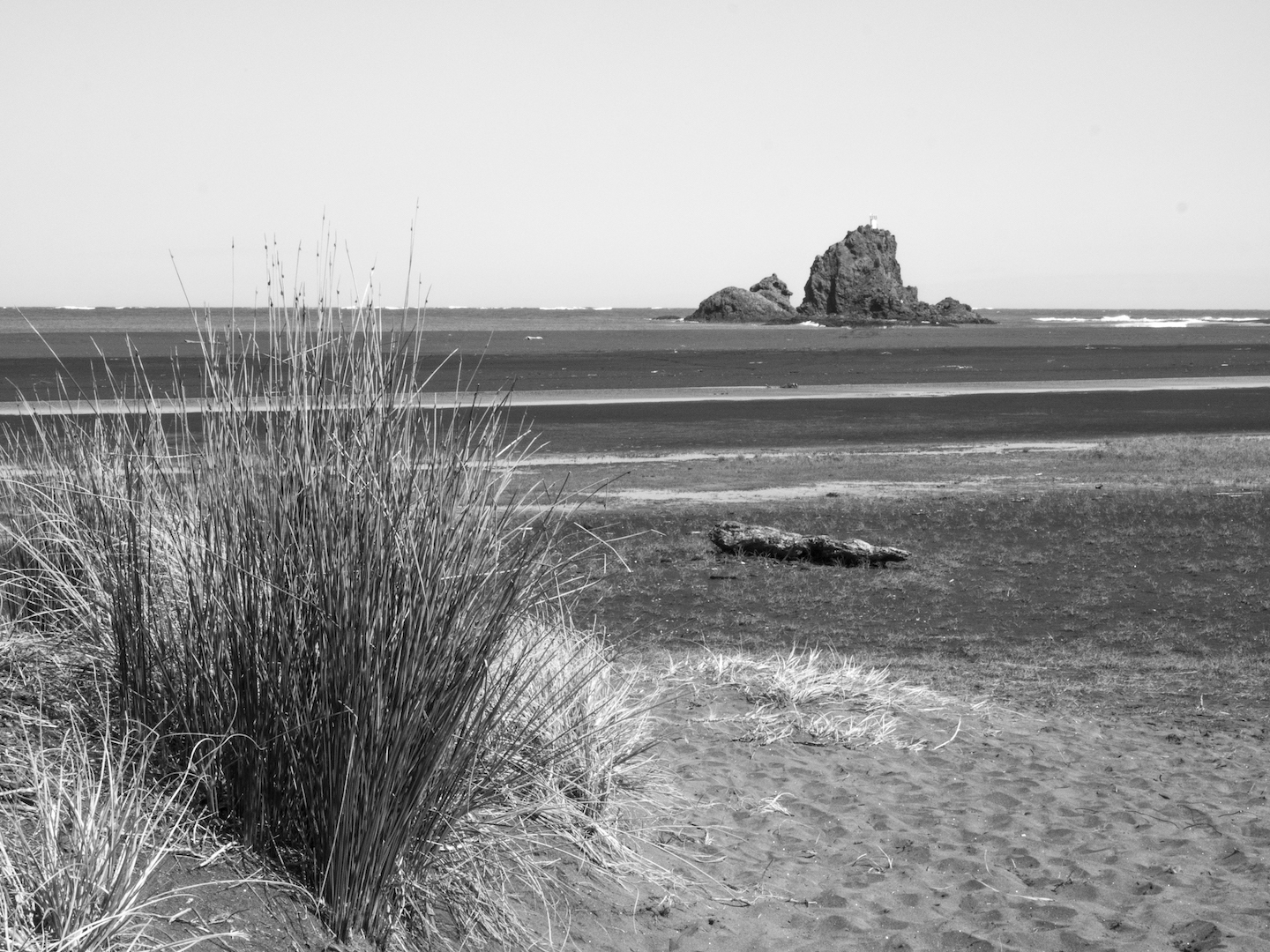 Ninepin Rock - Whatipu Beach - Landscape Photography Auckland