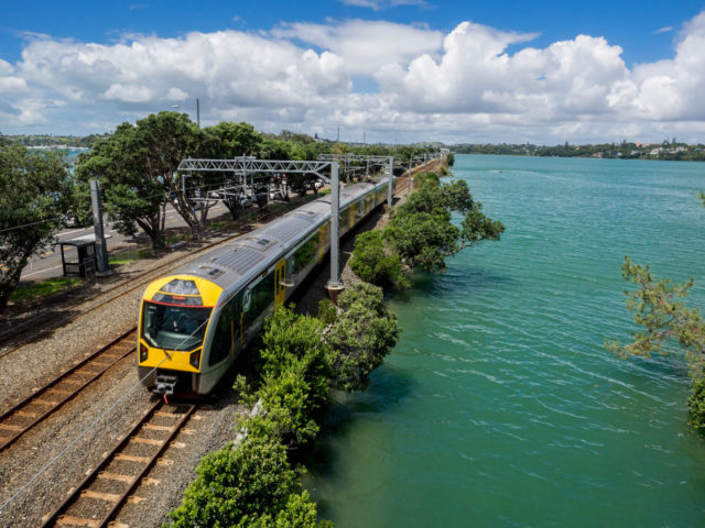 Eastern Line Train at Hobson Bay in Parnell
